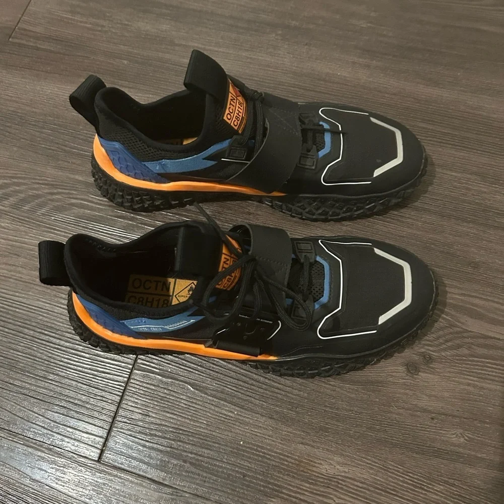 - PUMA OCTN: C8H18 Sneakers